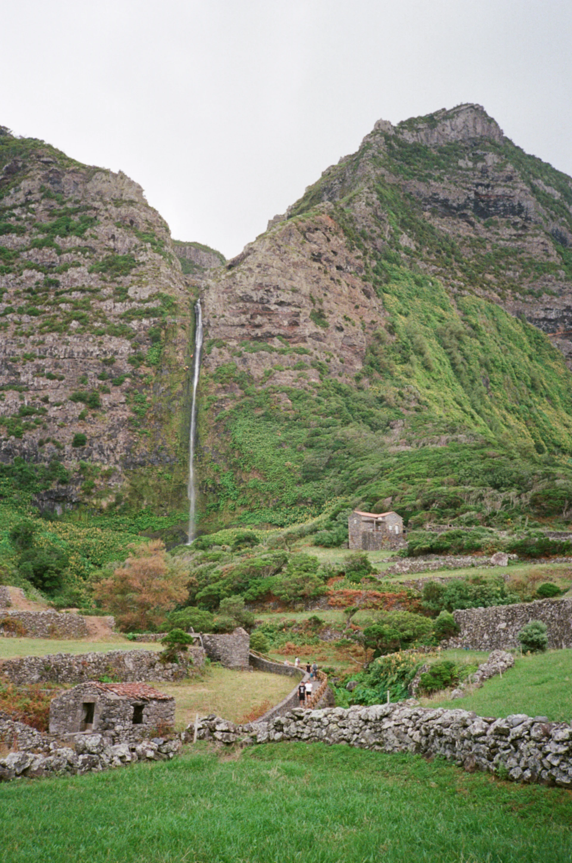 cascata do poço do bacalhau